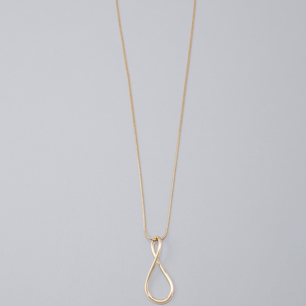 Twisted open pendant long necklace